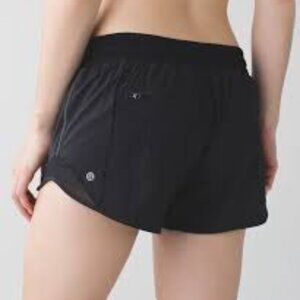 Lululemon Hotty Hot athletic running shorts in black